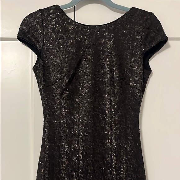 Dress the Population Teresa Sequin Dress - Picture 2 of 4